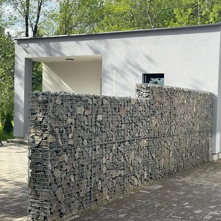 Sirava Apartment *