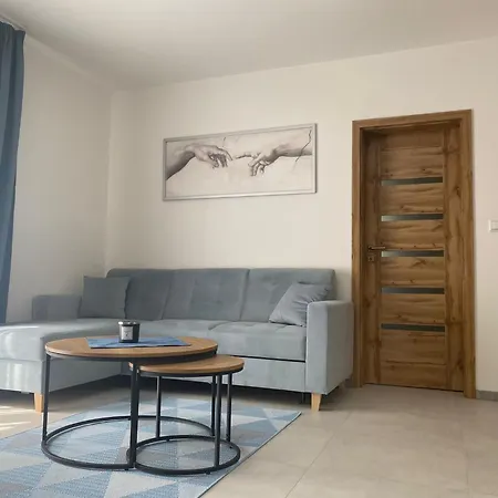 アパート Sirava Klokočov