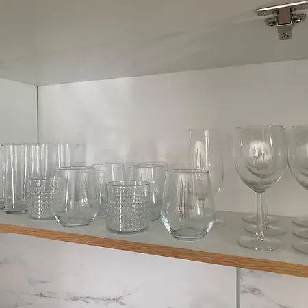 Sirava アパート *