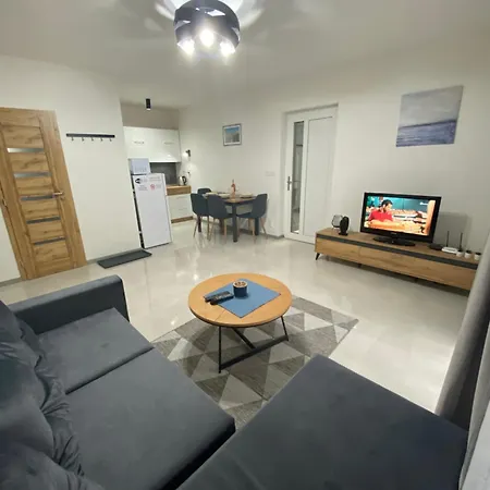 Sirava Apartment *